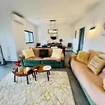 Villa Oasis 4-Bedroom Retreat With Pool In Vilamoura
