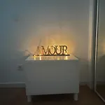 Sunny Cozy Modern Apartment