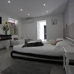 Carvoeiro B&B And Spa