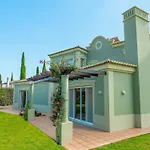 Charm And Comfort With Pool
