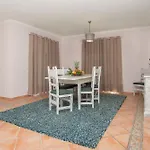 Schoenes Haus In Carvoeiro Mit Privatem Parkplatz