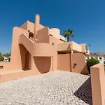 Baia Beach Apartment