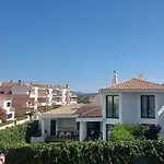 Spacious 2-Bedroom Beach Apartment At Beach Praia Da Rocha