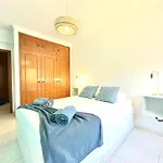Apt Ja - With Pool, Parking And Terrace