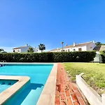 Quarteira Classic 2 With Pool By Homing