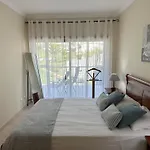 Charmant Appartement A 1Km De La Plage, Avec Piscine A Albufeira