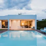 Laguna 25 House - Privat Pool & Games Room & Gym & Jacuzzi