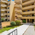 Blue Wave Apartment