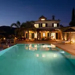 Villa Luso Heated Pool - Spacious & Peaceful