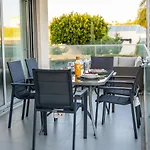 Green 3 Apartment - Luxurious & Playground & Garage