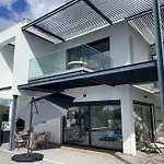 Villa R&M With Pool And Jacuzzi