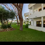 Falesia Modern Flat W/Balcony & Pool By Lovelystay