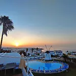 Stunning Sunrise & Sunset Rooftop Condo By Becherish