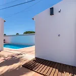 New! Fantastic Villa With Private Pool In Gale