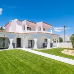Villa Veiga - Luxury Modern Design With Large Beautiful Garden