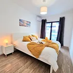 Modern Apartment In Portimao
