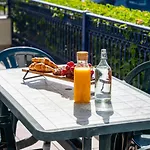 Oura Sunrise 3B Apartment - Sea View & Oura Beach & Top Location