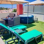 Apartment Alpha - 2 Bedrooms, Private Rooftop Patio With Hot Tub, Bbq And View