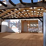 Moradia Fantastica Com Piscina A 5 Min Da Praia