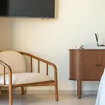 Modern Sea View Villa, Heated Pool,Rooftop Jacuzzi Outdoor Kitchen 12Min Faro Airport