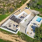 Holiday Home Dos Pombinhos By Interhome