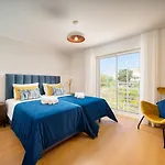 Fresh & Breezy Tavira Apartment