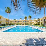 Apartment Riu - Close To Bars Shops And Restaurants