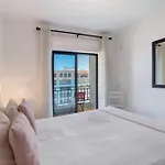 1 Bedroom Seaview Apartment