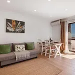 Lovely And New Apartment In Oura