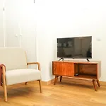 Stanchion Apartment