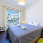 Medronheira - Apt 1A By Hellovacations