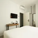 Ptm Downtown Hostel&Suites