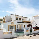 Villa Naomi - Large Garden And Terrace