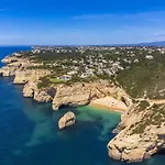 Coastal Holiday Home With Shared Pool