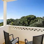 Family-Friendly Coastal Retreat In Benagil