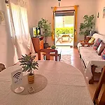 Sun & Surf Flat Arrifana Beach