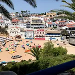 Charming Carvoeiro Beach Villa, Algarve With Private Pool, Sea Views And Walk To Beach