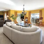 Villa Tres Espadas