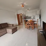 2A Palmeiras Com Piscina - Casas & Papeis