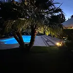 Villa Lagos Algarve For Families & Friends, 6 Bedrooms, 7 Bathrooms, Pool, Bbq, Central Heating