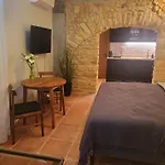 Casinha Antiga Historical Townhouse