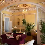 Tavira House