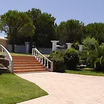 Villa Leonardo