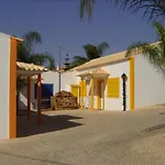 Jardim Das Palmeiras By Portugalferias