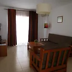 Apartamentos Cabrita- By Portugalferias