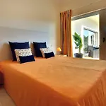 Villa Aqua
