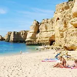 Elegant Villa In Carvoeiro With Swimming Pool