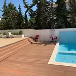 Casa Leo