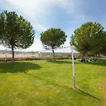 Modern Luxury Apartment Near Harbor Of Albufeira