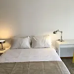Lemon Tree Beach Apartment